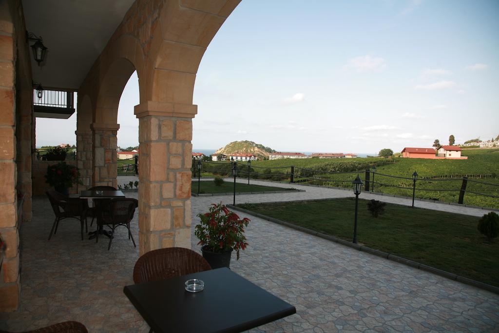 Hostal Usotegi Getaria Exterior foto